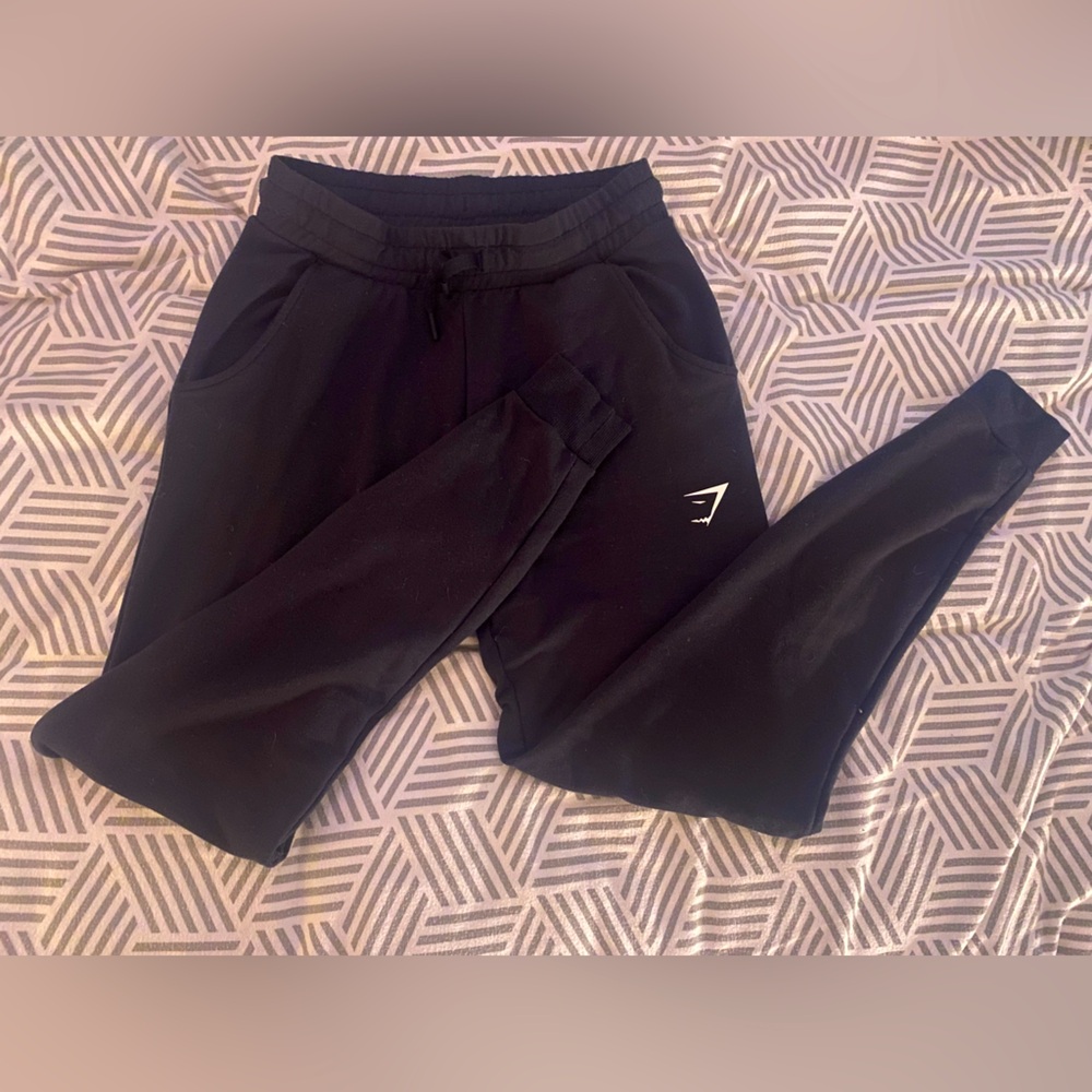 GYMSHARK JOGGERS